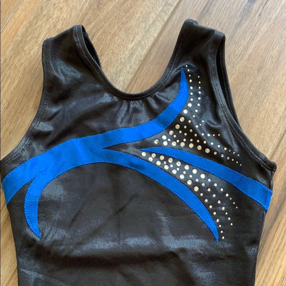 Competition gymnastics leotard